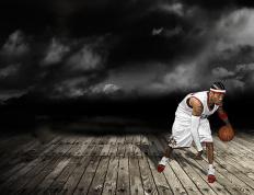  大奖赛最新形势：金州勇士高居榜首，巴黎圣日耳曼强势追赶，冠军归属成迷